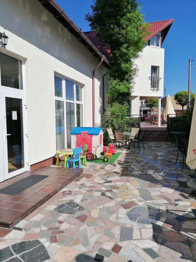 Dziwnow Wczasowisko Apartment Ngoại thất bức ảnh